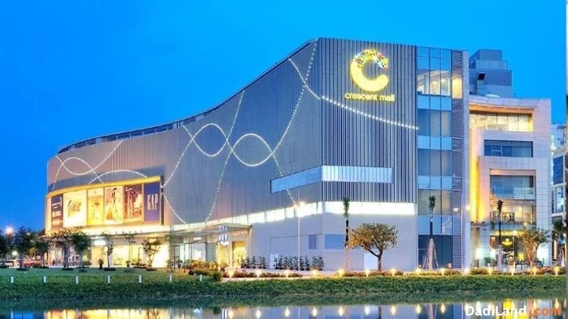 crescent-mall-giai-con-khat-mat-bang-ban-le