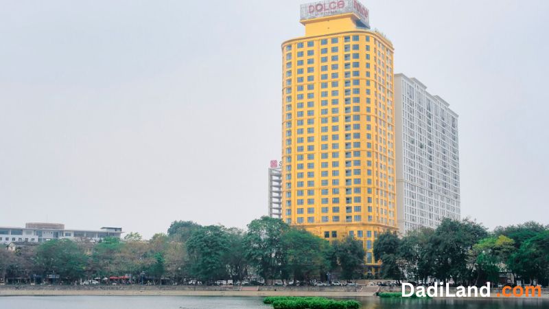 to-hop-khach-san-va-can-ho-ha-noi-golden-lake-giang-vo