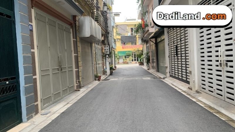 tu-dinh-long-bien-thong-tin-chi-tiet-2026