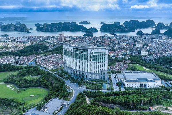 [Mới Nhất] Quảng Ninh Yêu Cầu Giải Quyết Tồn Đọng Tại 2 Dự Án Bất Động Sản Nghìn Tỷ Của Flc